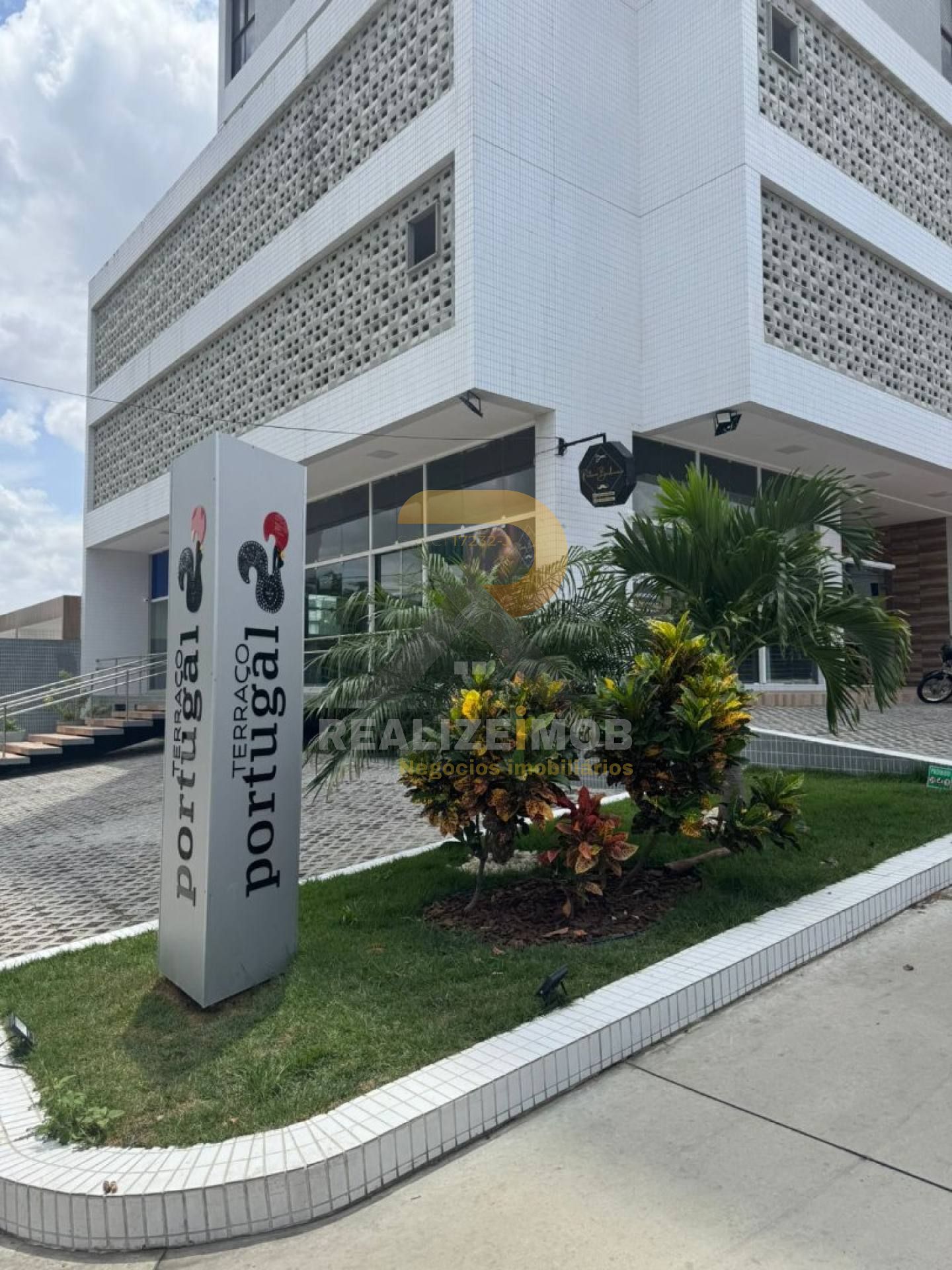 Apartamento Mobiliado á Venda no Cond. Terraço Portugal - Caruaru-PE