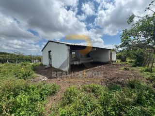 Casa no Campo á Venda próximo a Vila Peladas