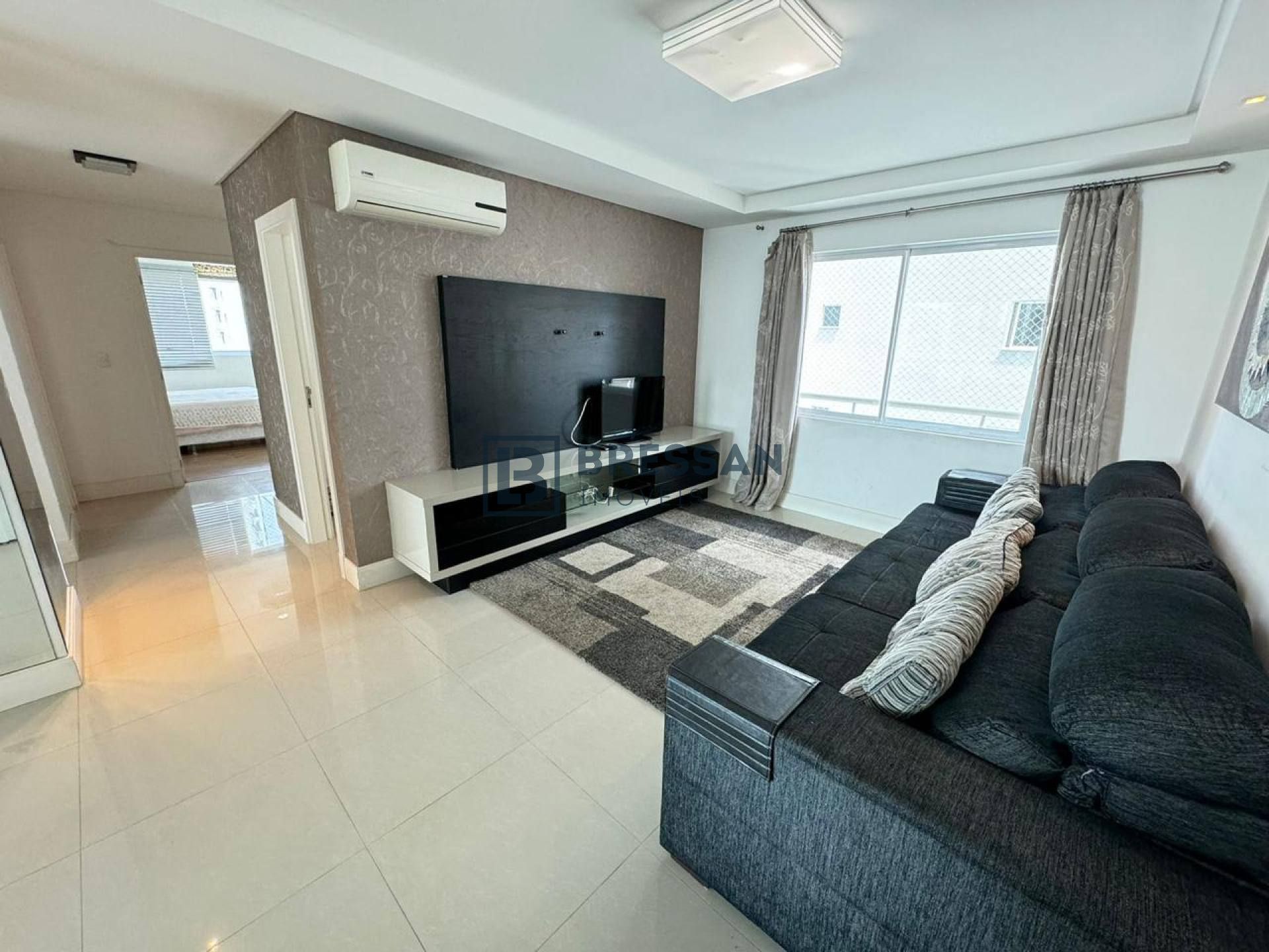 APARTAMENTO MOBILIADO EM BALNEÁRIO CAMBORIÚ