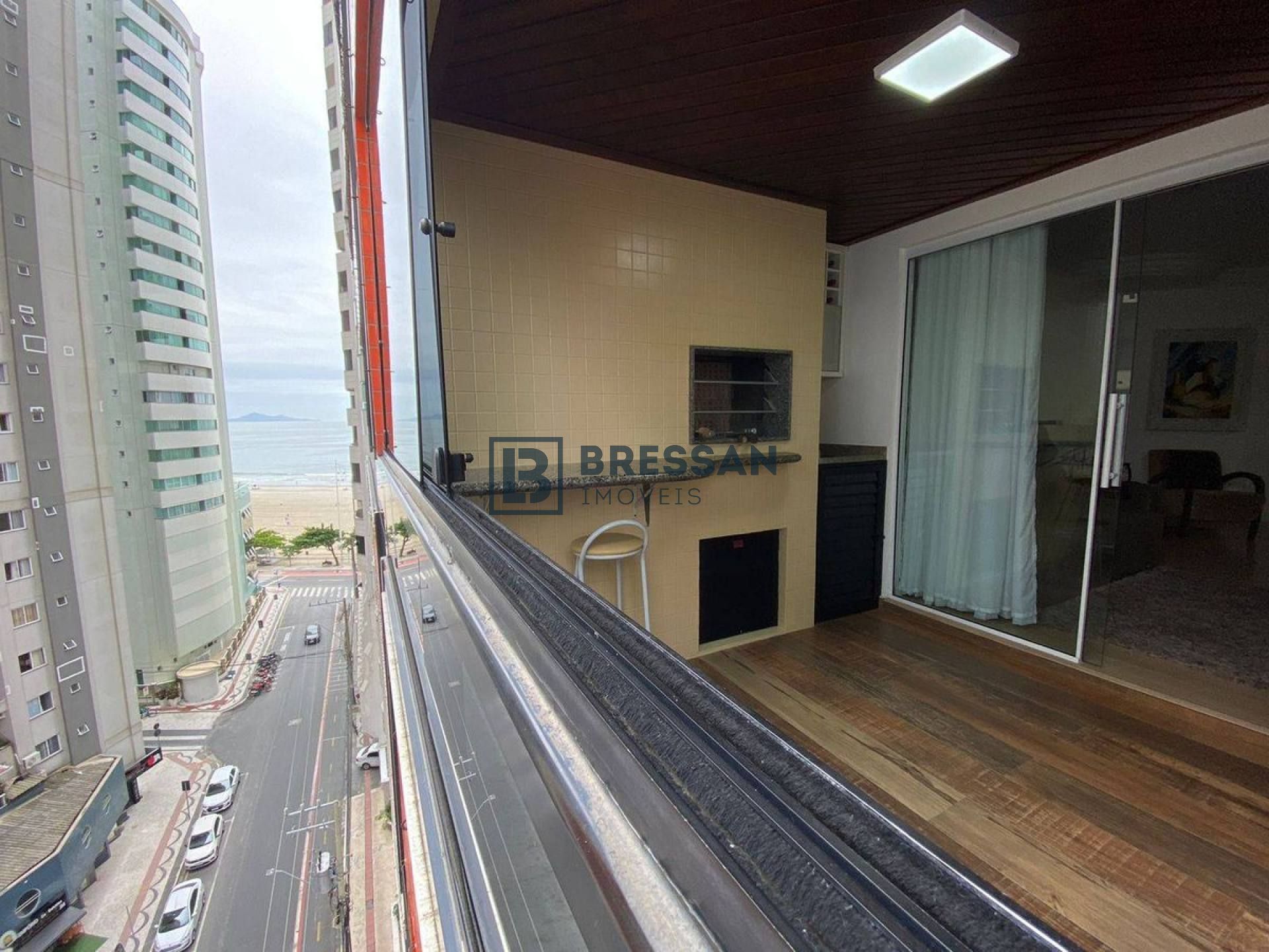 APARTAMENTO MOBILIADO EM BALNEÁRIO CAMBORIÚ