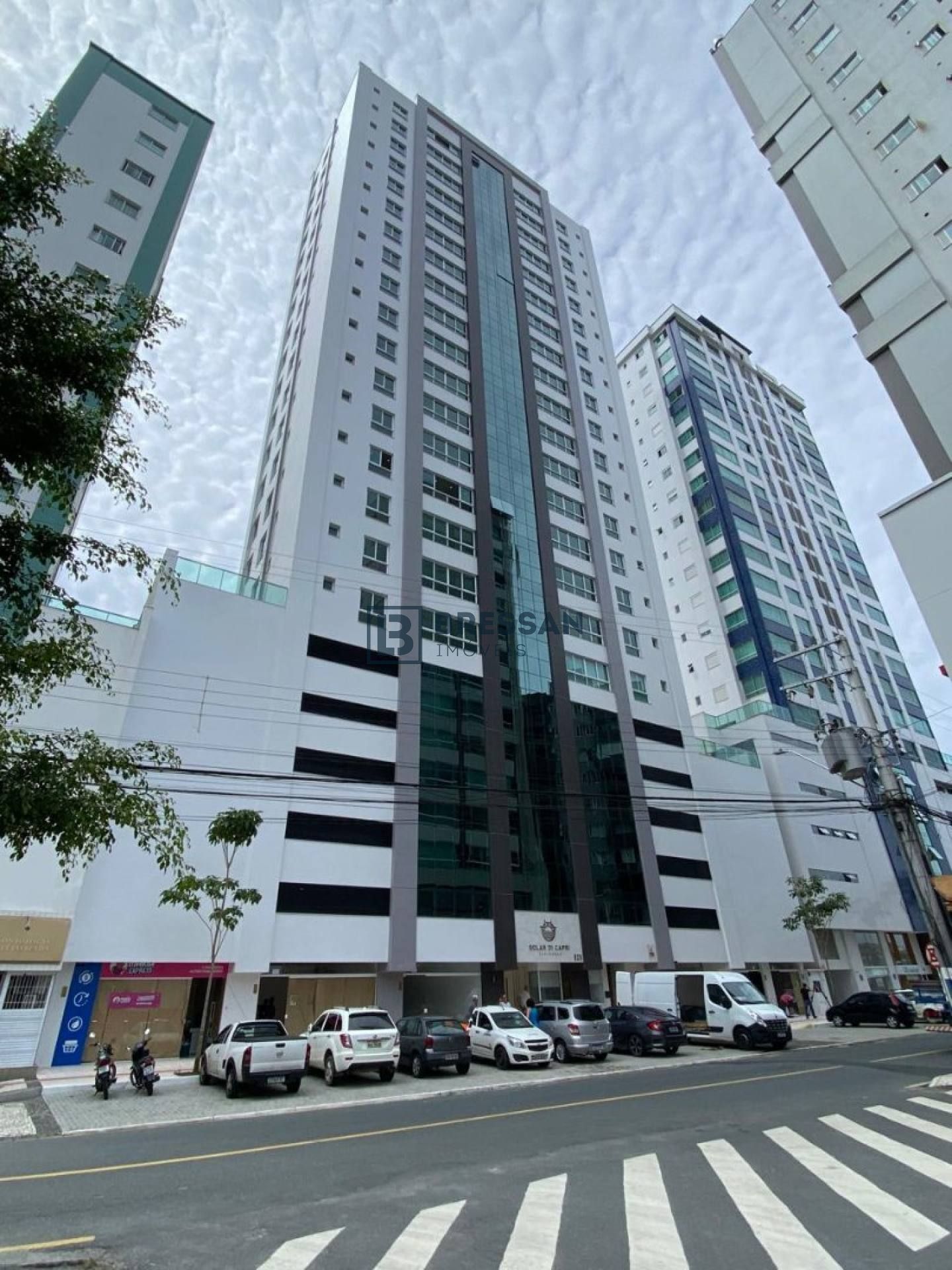 APARTAMENTO EM BALNEÁRIO CAMBORIÚ