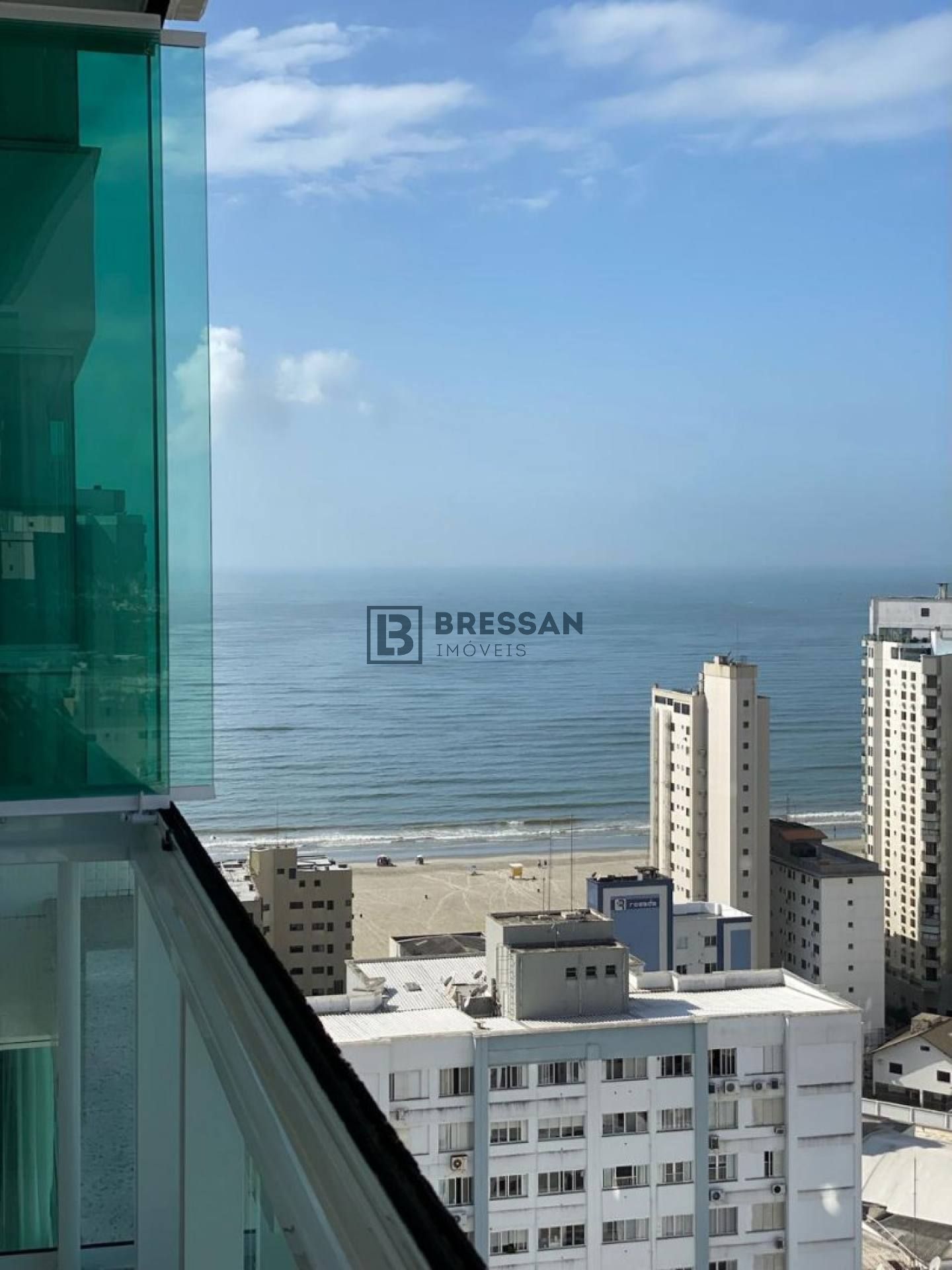 APARTAMENTO EM BALNEÁRIO CAMBORIÚ