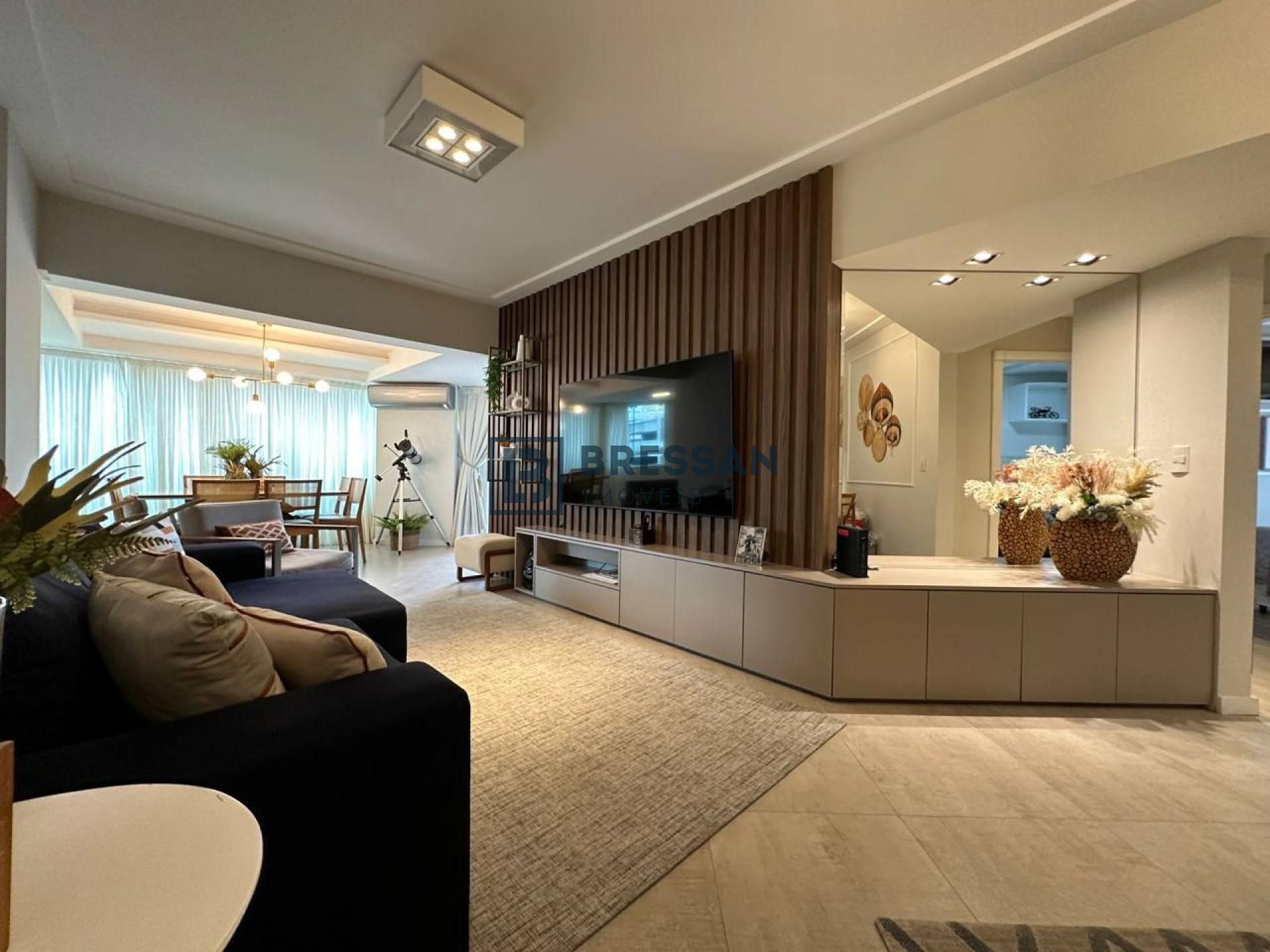 APARTAMENTO MOBILIADO EM BALNEÁRIO CAMBORIÚ