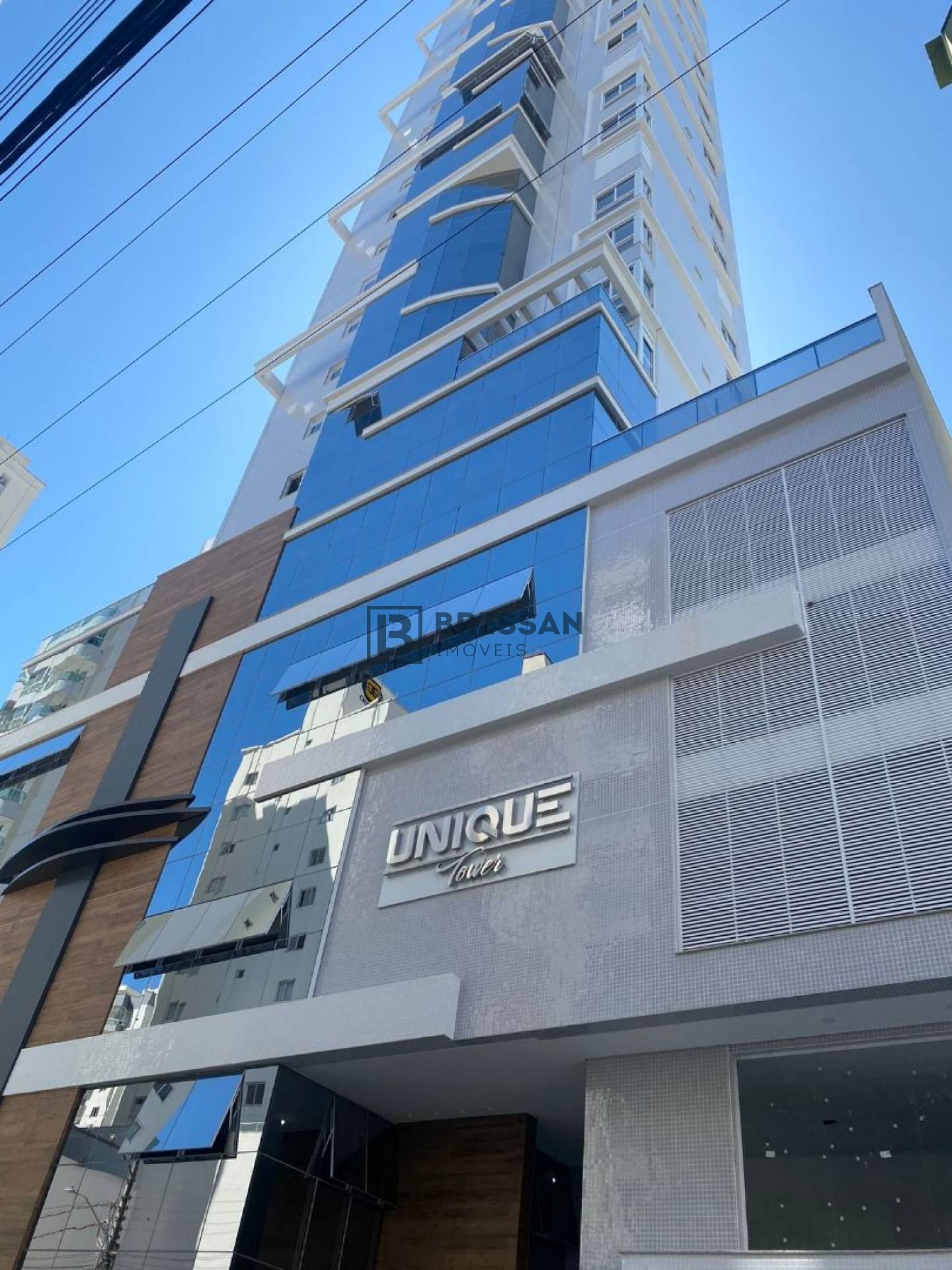 APARTAMENTO EM BALNEÁRIO CAMBORIÚ