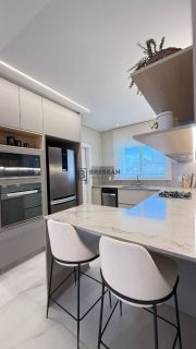 APARTAMENTO EM BALNEÁRIO CAMBORIÚ