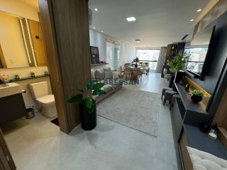 APARTAMENTO NO CENTRO DE NAVEGANTES