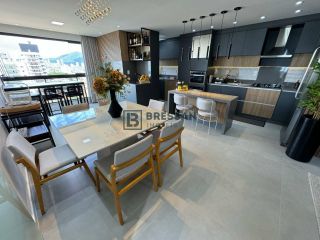 APARTAMENTO NO CENTRO DE NAVEGANTES