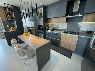 APARTAMENTO NO CENTRO DE NAVEGANTES