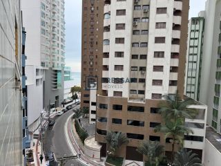 APARTAMENTO NO CENTRO DE BALNEÁRIO CAMBORIÚ