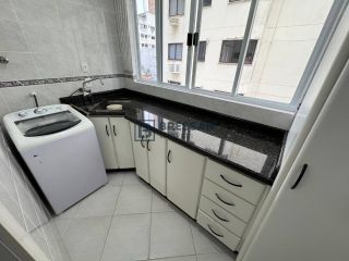 APARTAMENTO NO CENTRO DE BALNEÁRIO CAMBORIÚ