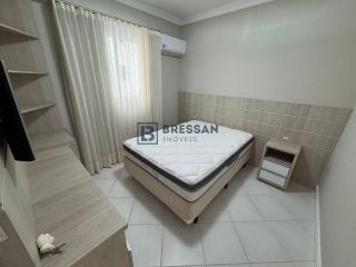 APARTAMENTO NO CENTRO DE BALNEÁRIO CAMBORIÚ