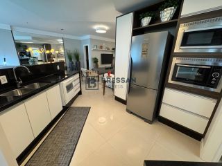 APARTAMENTO EM BALNEÁRIO CAMBORIÚ