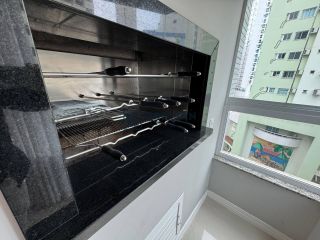 APARTAMENTO EM BALNEÁRIO CAMBORIÚ