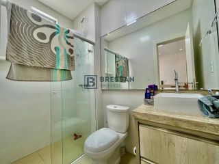 APARTAMENTO NA MEIA PRAIA EM ITAPEMA/SC