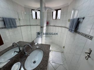 APARTAMENTO MOBILIADO À VENDA NO CENTRO DE BALNEÁRIO CAMBORIÚ