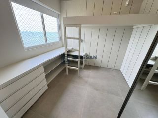 APARTAMENTO FRENTE MAR À VENDA EM BALNEÁRIO CAMBORIÚ/SC