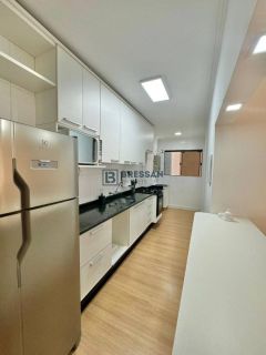 APARTAMENTO MOBILIADO À VENDA NO CENTRO DE BALNEÁRIO CAMBORIÚ/SC