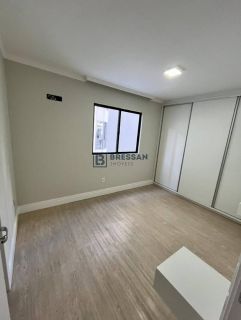 APARTAMENTO À VENDA NO CENTRO DE BALNEÁRIO CAMBORIÚ/SC