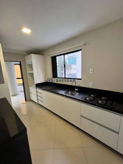 APARTAMENTO À VENDA NO CENTRO DE BALNEÁRIO CAMBORIÚ/SC