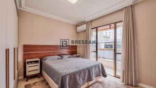 APARTAMENTO À VENDA NO CENTRO DE BALNEÁRIO CAMBORIÚ/SC