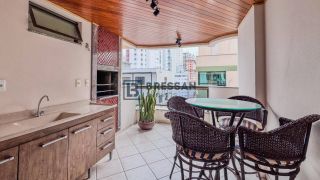 APARTAMENTO À VENDA NO CENTRO DE BALNEÁRIO CAMBORIÚ/SC
