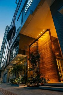 APARTAMENTO À VENDA NO CENTRO DE BALNEÁRIO CAMBORIÚ-SC