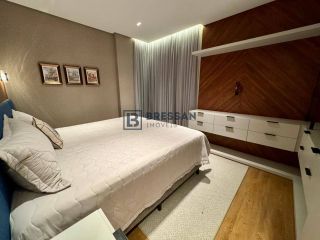 APARTAMENTO À VENDA NO CENTRO DE BALNEÁRIO CAMBORIÚ-SC