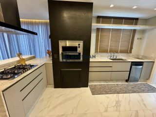 APARTAMENTO À VENDA NO CENTRO DE BALNEÁRIO CAMBORIÚ-SC