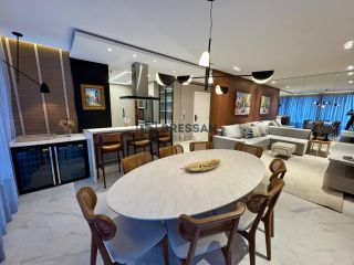 APARTAMENTO À VENDA NO CENTRO DE BALNEÁRIO CAMBORIÚ-SC