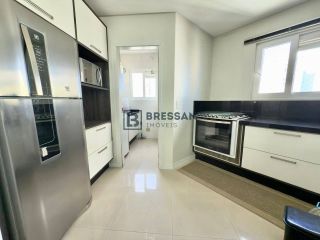 APARTAMENTO À VENDA NO CENTRO DE BALNEÁRIO CAMBORIÚ-SC