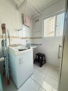 APARTAMENTO À VENDA NO CENTRO DE BALNEÁRIO CAMBORIÚ-SC
