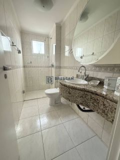 APARTAMENTO À VENDA NO CENTRO DE BALNEÁRIO CAMBORIÚ-SC