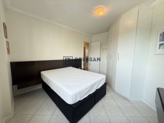 APARTAMENTO À VENDA NO CENTRO DE BALNEÁRIO CAMBORIÚ-SC