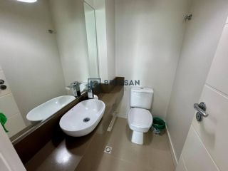 APARTAMENTO À VENDA NO CENTRO DE BALNEÁRIO CAMBORIÚ-SC