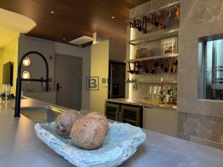 APARTAMENTO À VENDA NA BARRA SUL EM BALNEÁRIO CAMBORIÚ-SC