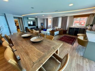 APARTAMENTO FRENTE MAR À VENDA NO CENTRO DE BALNEÁRIO CAMBORIÚ/SC