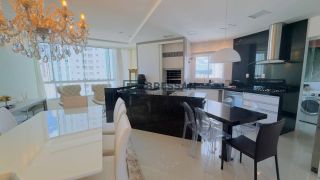 APARTAMENTO Á VENDA NO CENTRO DE BALNEÁRIO CAMBORIÚ/SC