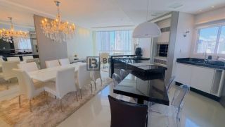 APARTAMENTO Á VENDA NO CENTRO DE BALNEÁRIO CAMBORIÚ/SC