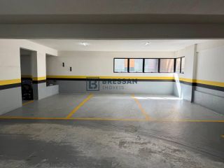 APARTAMENTO À VENDA NO CENTRO DE BALNEÁRIO CAMBORIÚ-SC