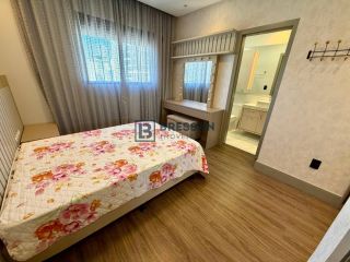 APARTAMENTO À VENDA NO CENTRO DE BALNEÁRIO CAMBORIÚ-SC