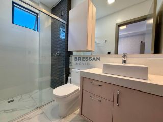 APARTAMENTO À VENDA NO CENTRO DE BALNEÁRIO CAMBORIÚ-SC