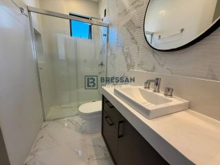 APARTAMENTO À VENDA NO CENTRO DE BALNEÁRIO CAMBORIÚ-SC