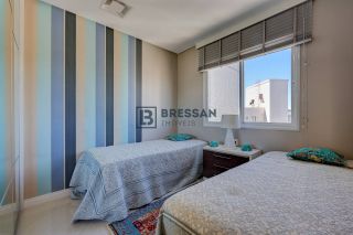 APARTAMENTO À VENDA NO CENTRO DE BALNEÁRIO CAMBORIÚ-SC