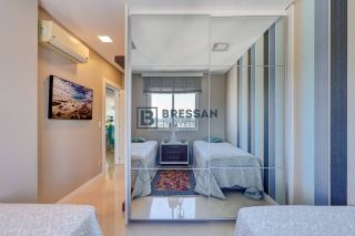 APARTAMENTO À VENDA NO CENTRO DE BALNEÁRIO CAMBORIÚ-SC