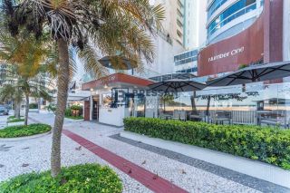APARTAMENTO FRENTE MAR À VENDA NO CENTRO DE BALNEÁRIO CAMBORIÚ-SC