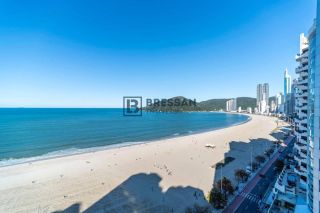 APARTAMENTO FRENTE MAR À VENDA NO CENTRO DE BALNEÁRIO CAMBORIÚ-SC