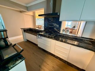 APARTAMENTO FRENTE MAR À VENDA NO CENTRO DE BALNEÁRIO CAMBORIÚ-SC