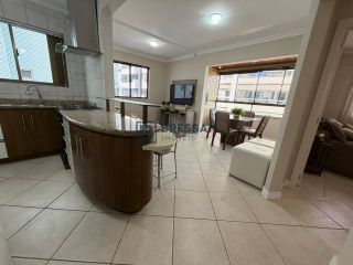APARTAMENTO À VENDA NO CENTRO DE BALNEÁRIO CAMBORIÚ-SC