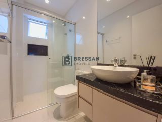 APARTAMENTO À VENDA NO CENTRO DE BALNEÁRIO CAMBORIÚ-SC