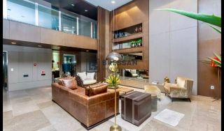 APARTAMENTO À VENDA NO CENTRO DE BALNEÁRIO CAMBORIÚ-SC